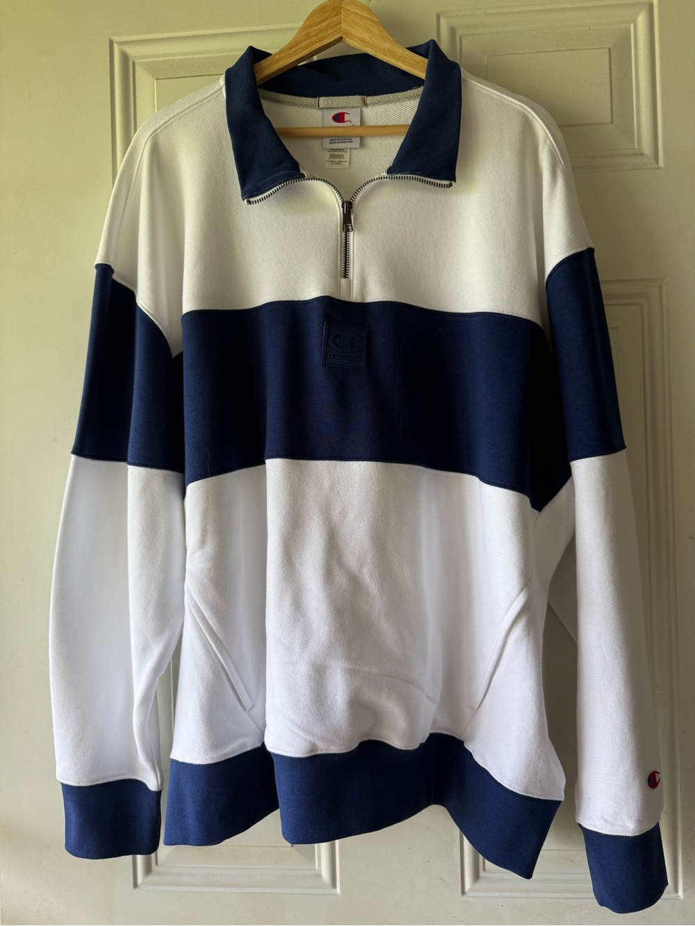 🎯50% OFF! Champion x Target Men's White and Navy Zip-Front Colorblock Pullover